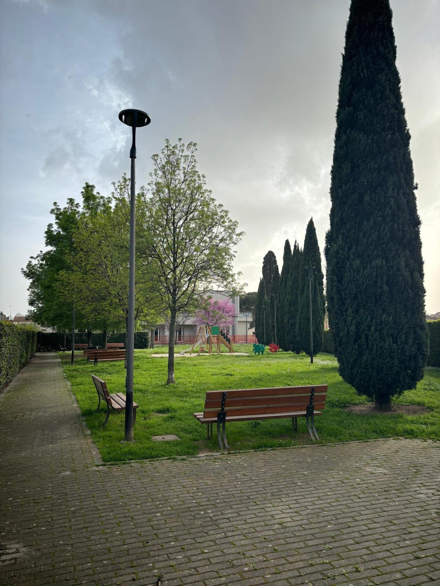 Vespucci Rooms & Apartament Eliana Firenze Bagian luar foto